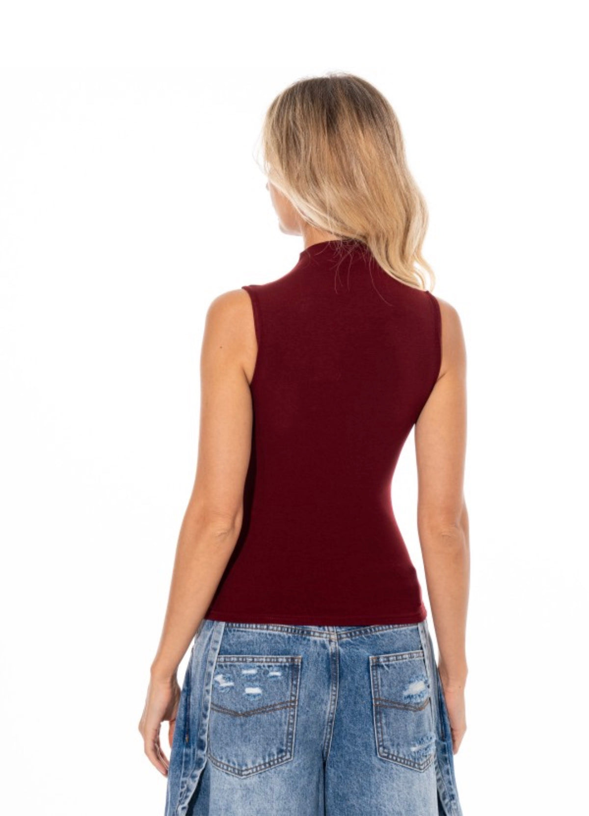 Camisa Roja Bordeaux Élégance