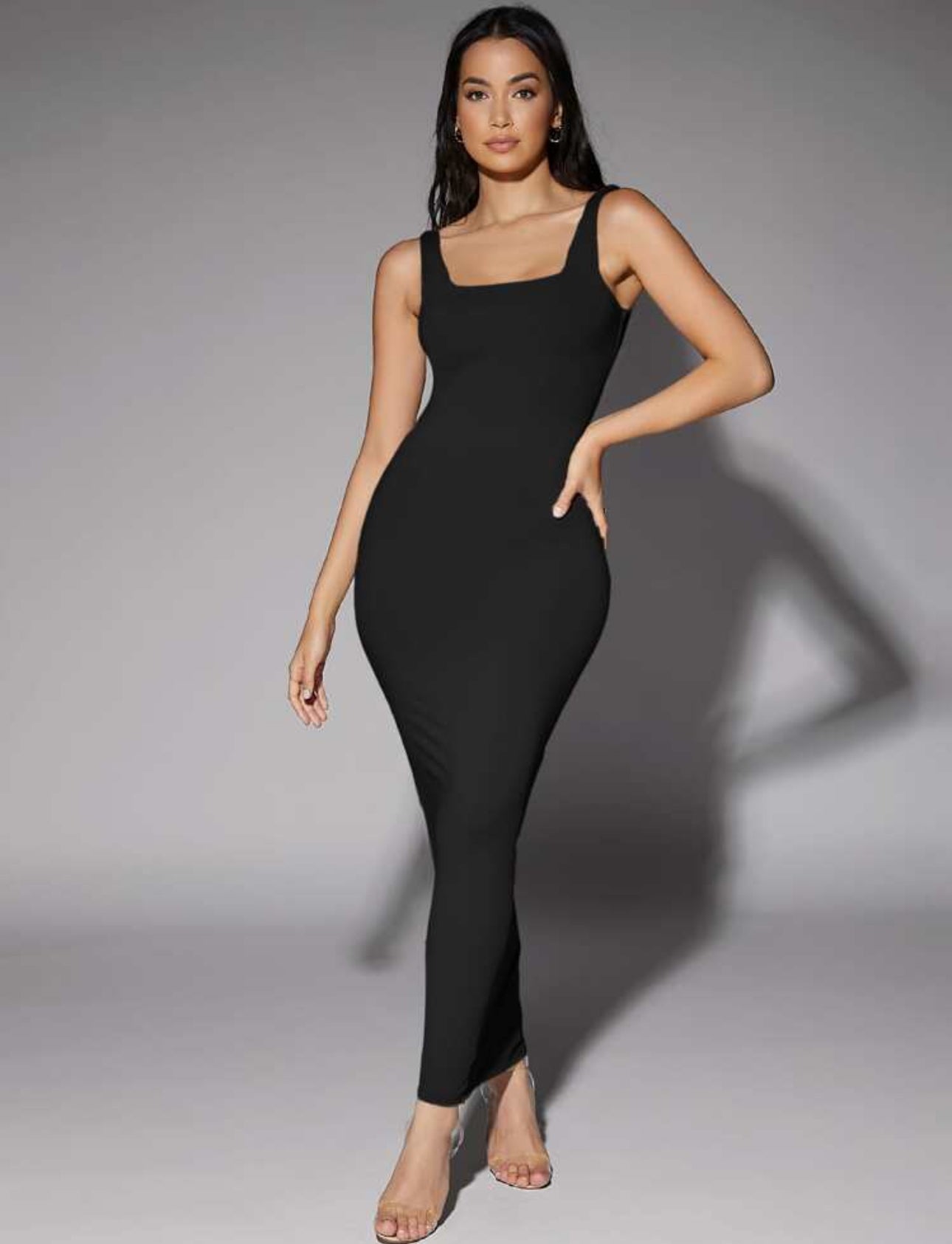 Vestido negro ajustado