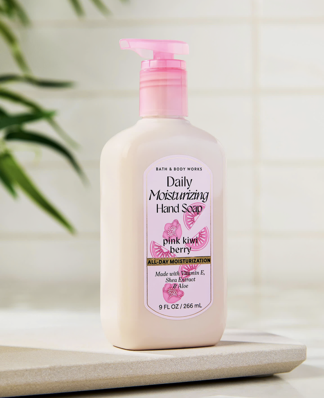 Pink Kiwi Berry - Daily Moisturizing Hand Soap - Bath and Body Works