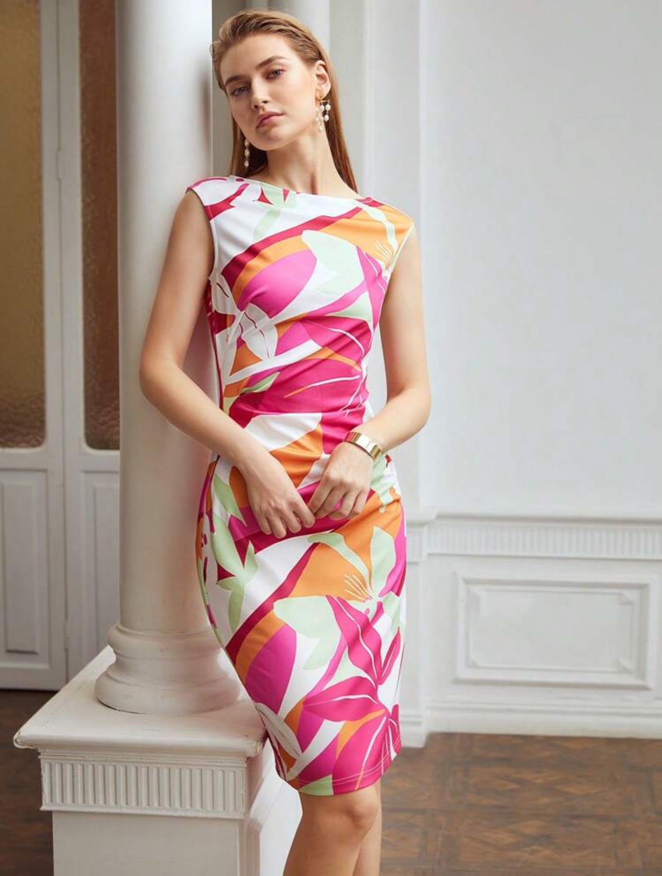 Vestido estampado líneas rosadas y anaranjadas