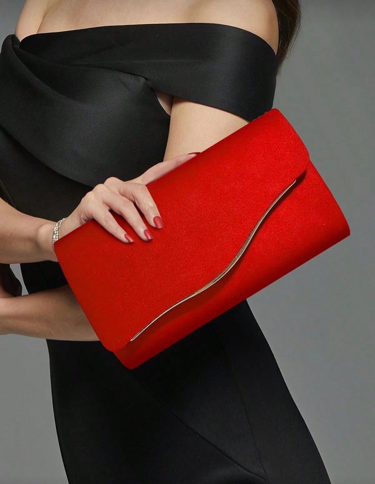 Cartera de mano terciopelo rojo
