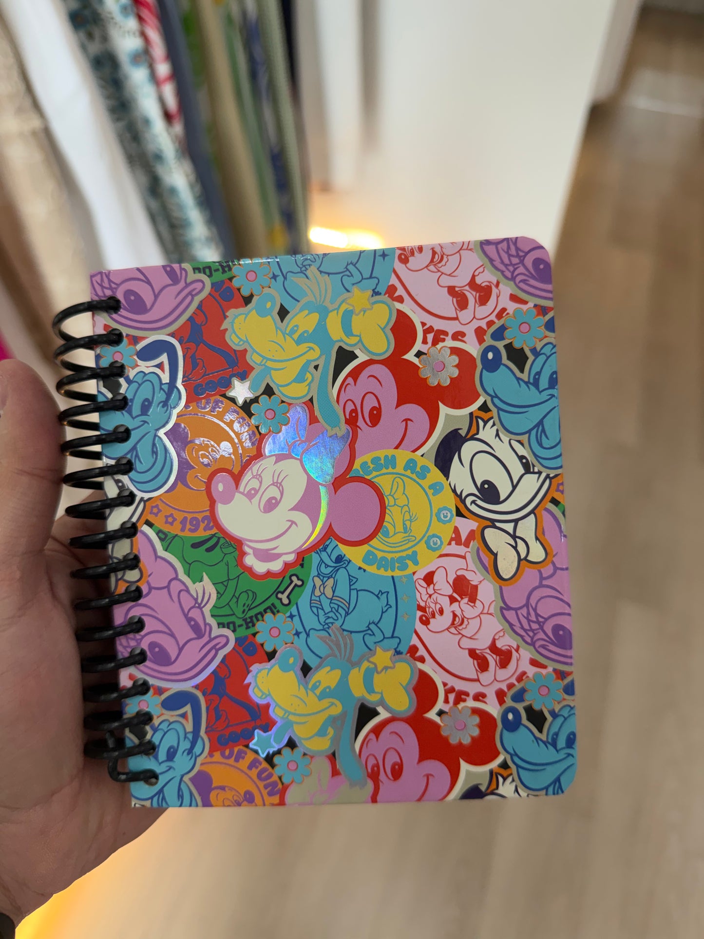 Mickey and Friends cuaderno premium multicolor