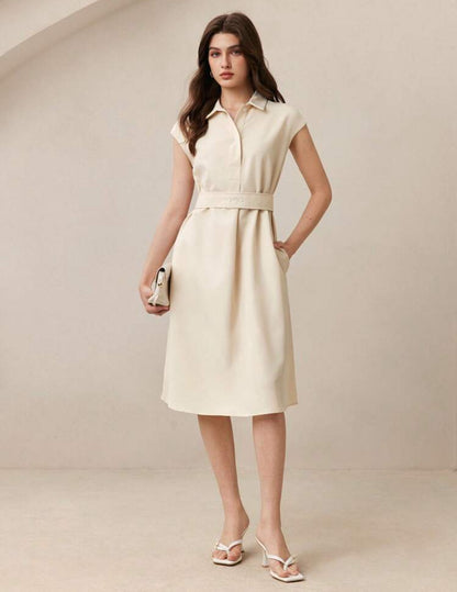 Vestido beige casual con botones