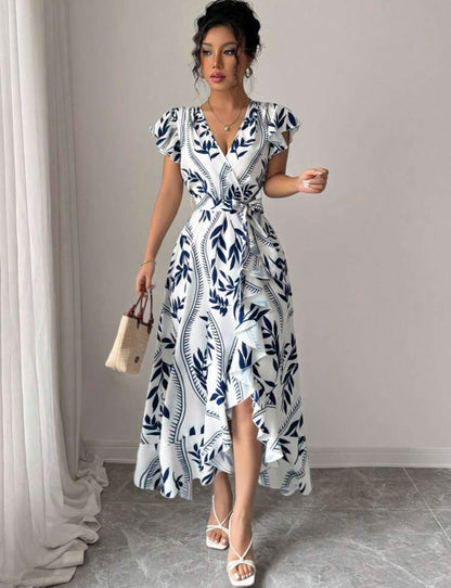 Vestido blanco con estampado floral azul cuello en V