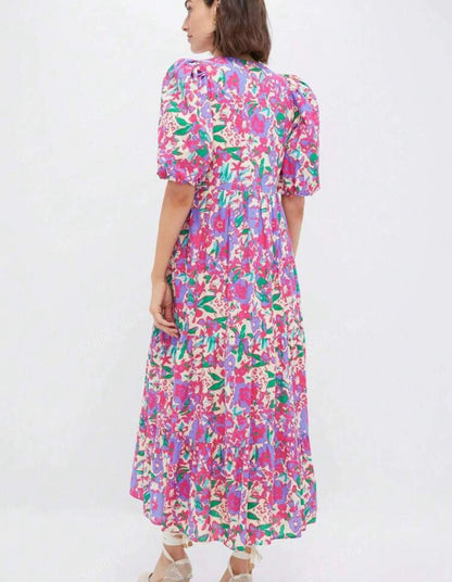 Vestido con estampado floral rosado, morado y verde