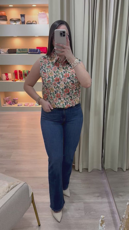 Camisa manga corta estampado floral beige, verde y anaranjado