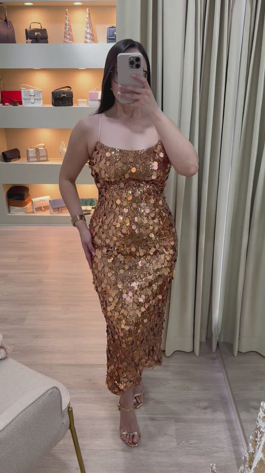 Vestido Dorado de Cóctel de Tirantes Finos