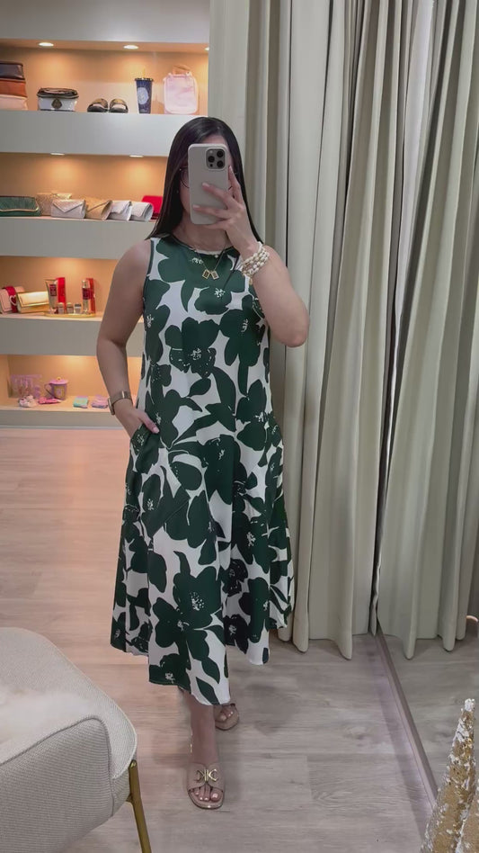 Vestido verde y blanco con estampado floral