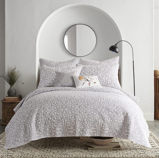 Levtex Home - Sherbourne Black Stitch Quilt - Quilted Medallion, 1 Colcha Blanca con Costura Negra, Twin
