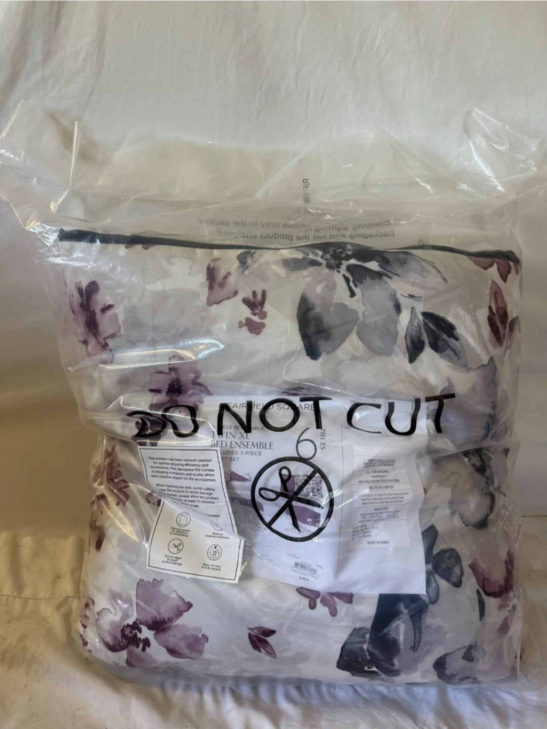 Fairfield Square Hom3 Collection Monica Comforter Set, Morado, 6 Piezas, Twin