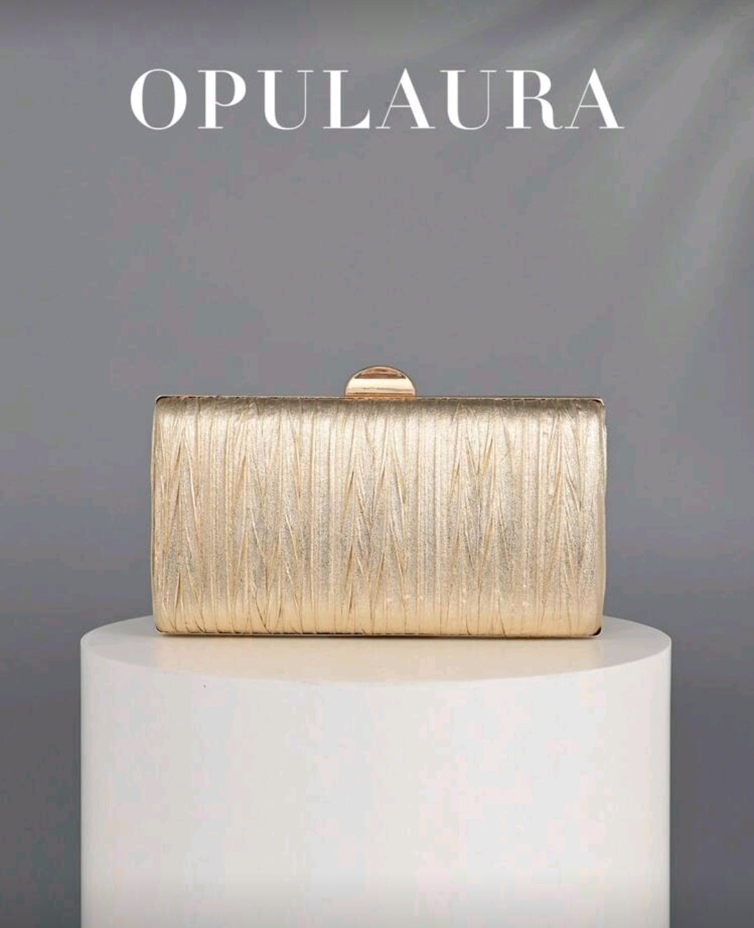 Cartera Clutch OpulAura Dorada Vintage