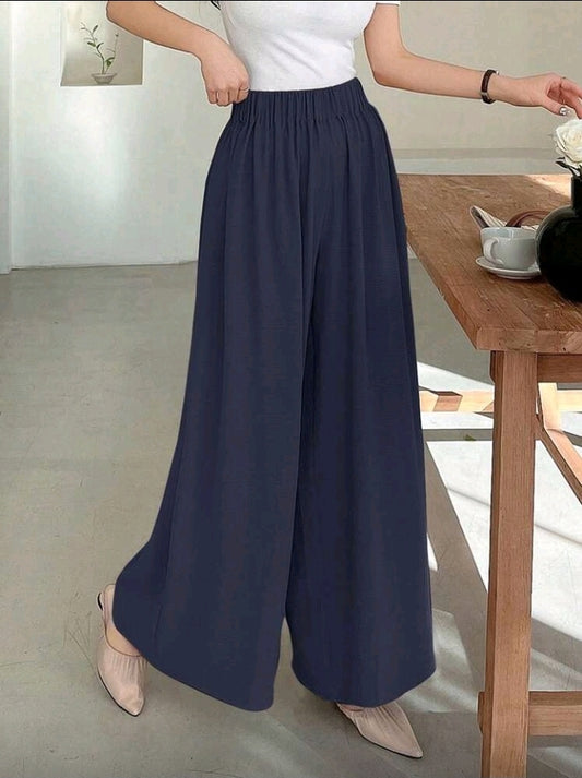 Pantalon azul oscuro ancho y relajado con cintura elástica