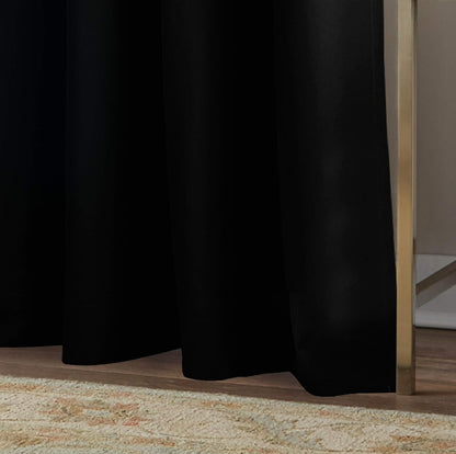 Curtainworks Kendall Color Block Grommet Curtain Panel, 95 pulgadas, Cream/Black, 1 cortina