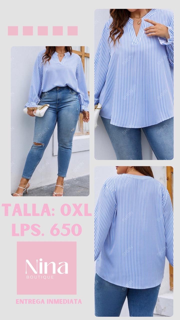 Blusa con franjas azules y blancas de mangas largas