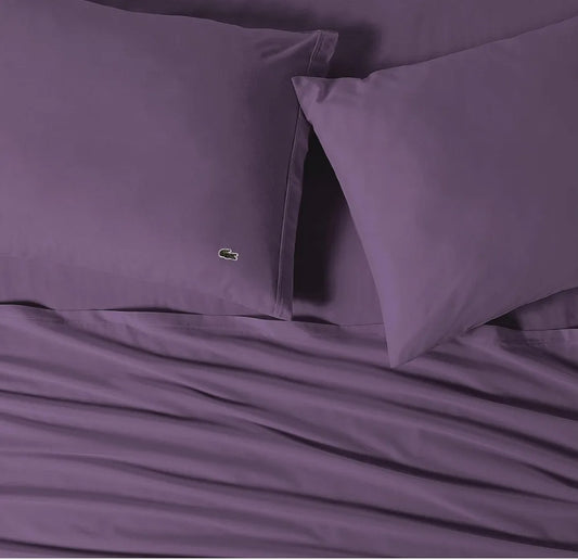Lacoste 100% Cotton Percale Solid Sheet Set Plum, Morado, 4 Piezas, Queen