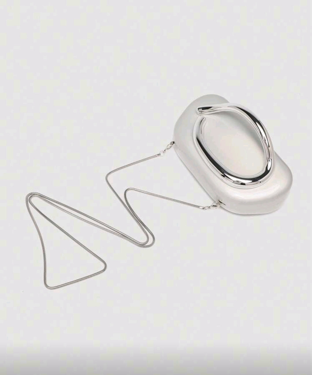 Cartera Plateada Estilo Clutch de Acrílico