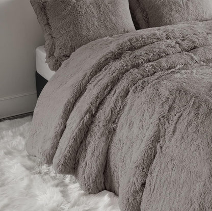 Intelligent Design Malea Shaggy Duvet with Quilted Box Design, Long Faux Fur Comforter Cover Cozy Bedding Set, 3 Piezas, Gris, King