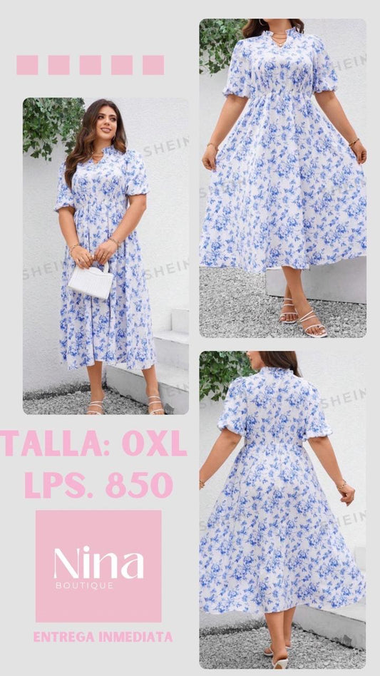 Vestido blanco con patron floral azul