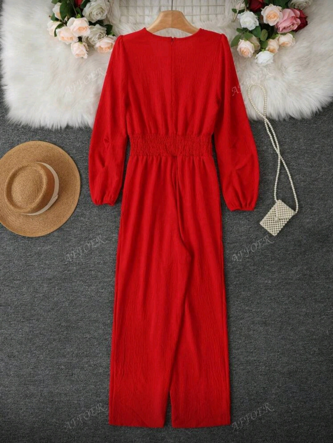Jumpsuit Rojo Holgado de Pierna Ancha y Cuello en V