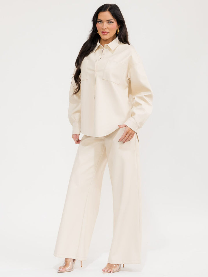 Conjunto beige  de chaqueta manga larga y pantalón