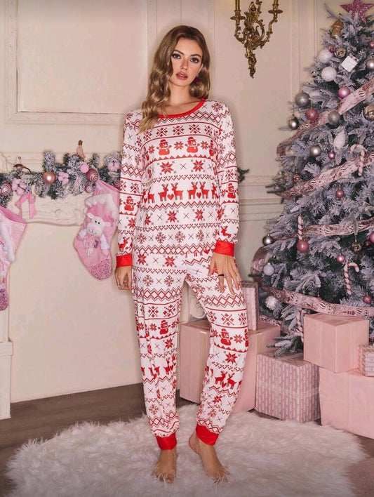 Set de Pijama Blanca Navideña con detalles rojos con mangas largas y pantalón