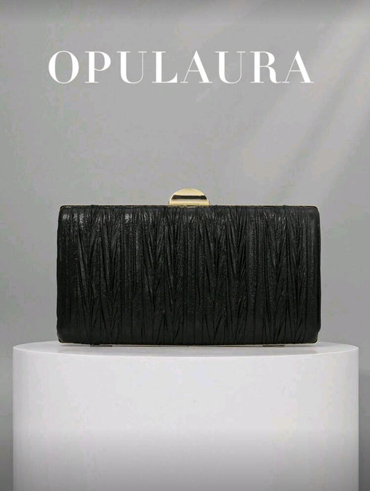 Cartera clutch OpulAura Negra con bordes Dorados
