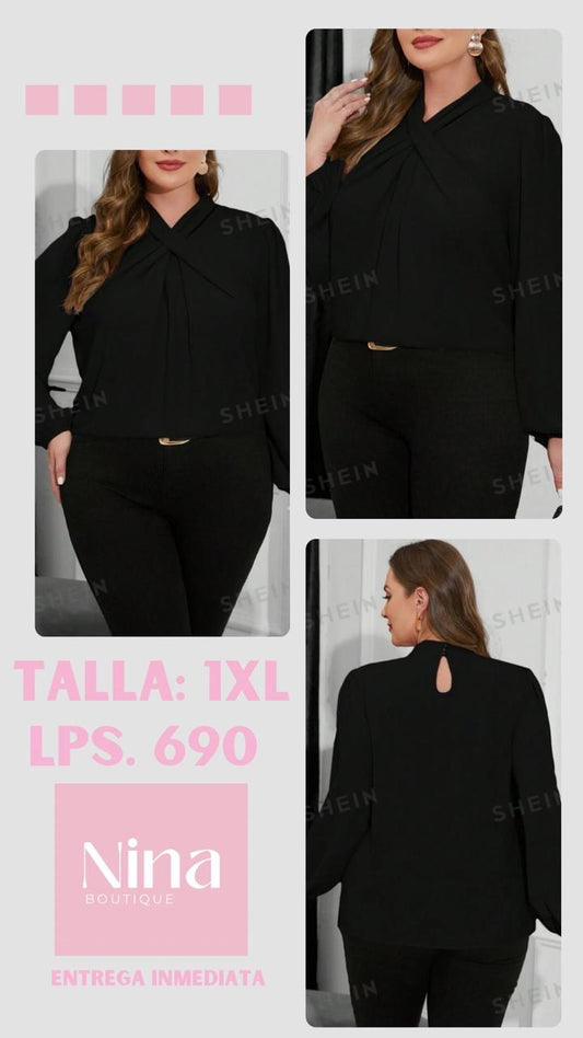 Blusa negra manga larga y cuello en V