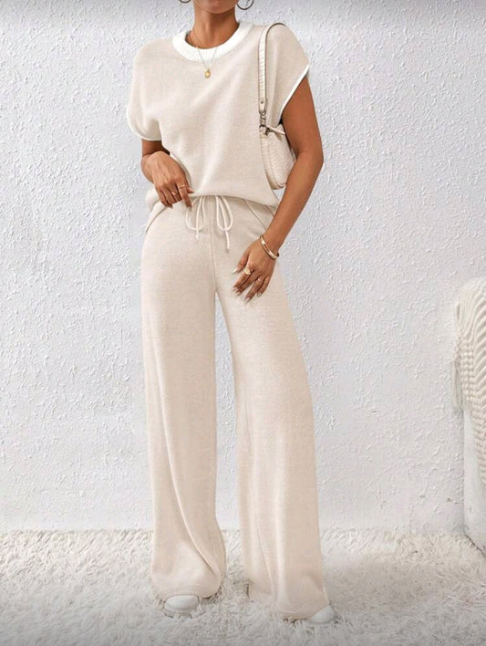 Conjunto Blanco con Top Holgado y Pantalón Ajustable