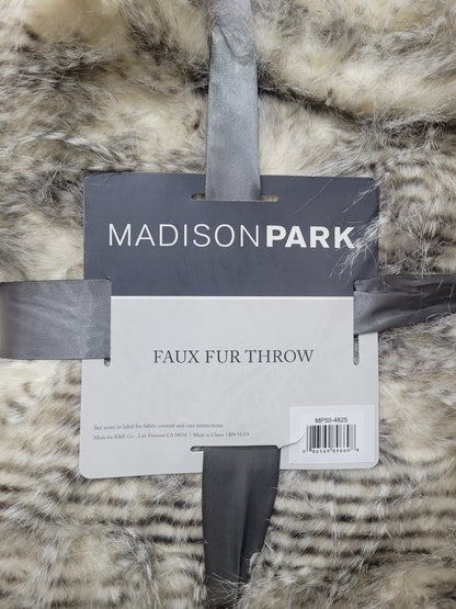 Madison Park 50"x60" Adelaide Faux Fur Throw Blanket - 1 colcha, estándar