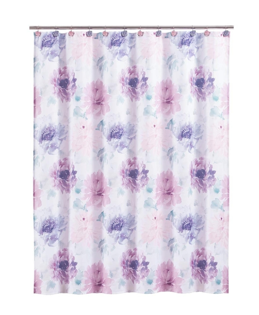 Royal Court Home - Ashleigh Shower Curtain 72W x 72L
100% Polyester Machine Washable, 1 Cortina de Baño Morada/Rosada