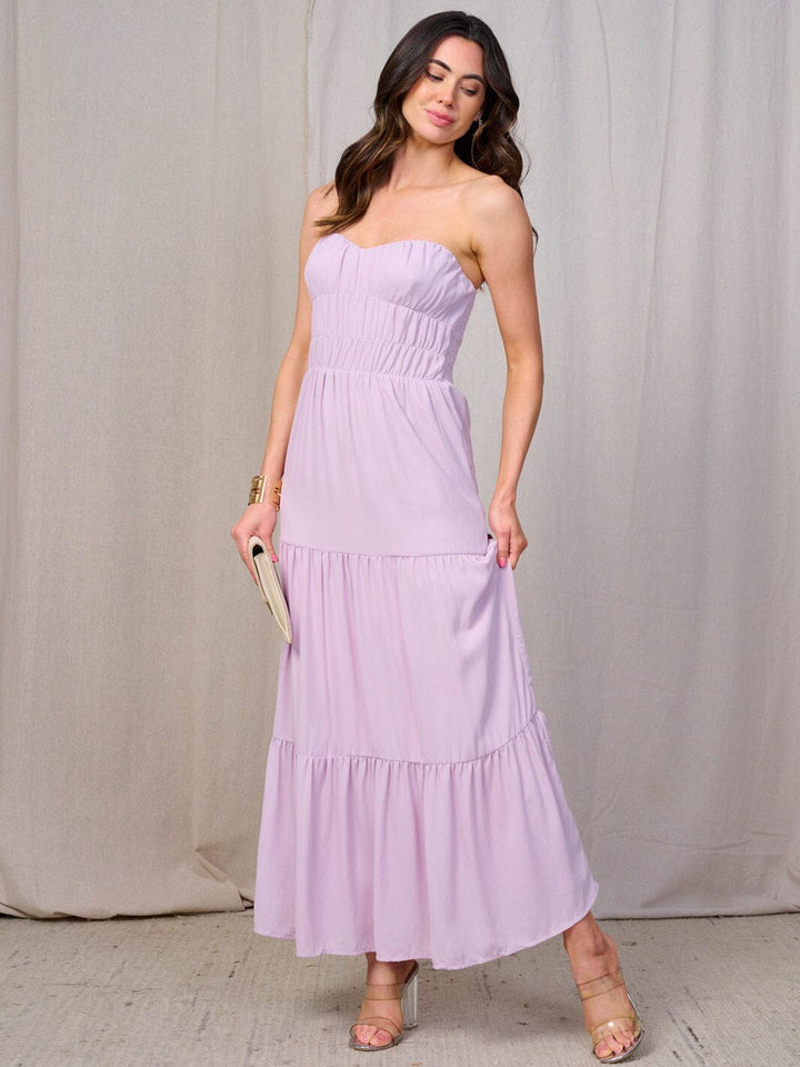 Vestido maxi morado sin mangas para mujer con smock y diseño en capas (tiered).