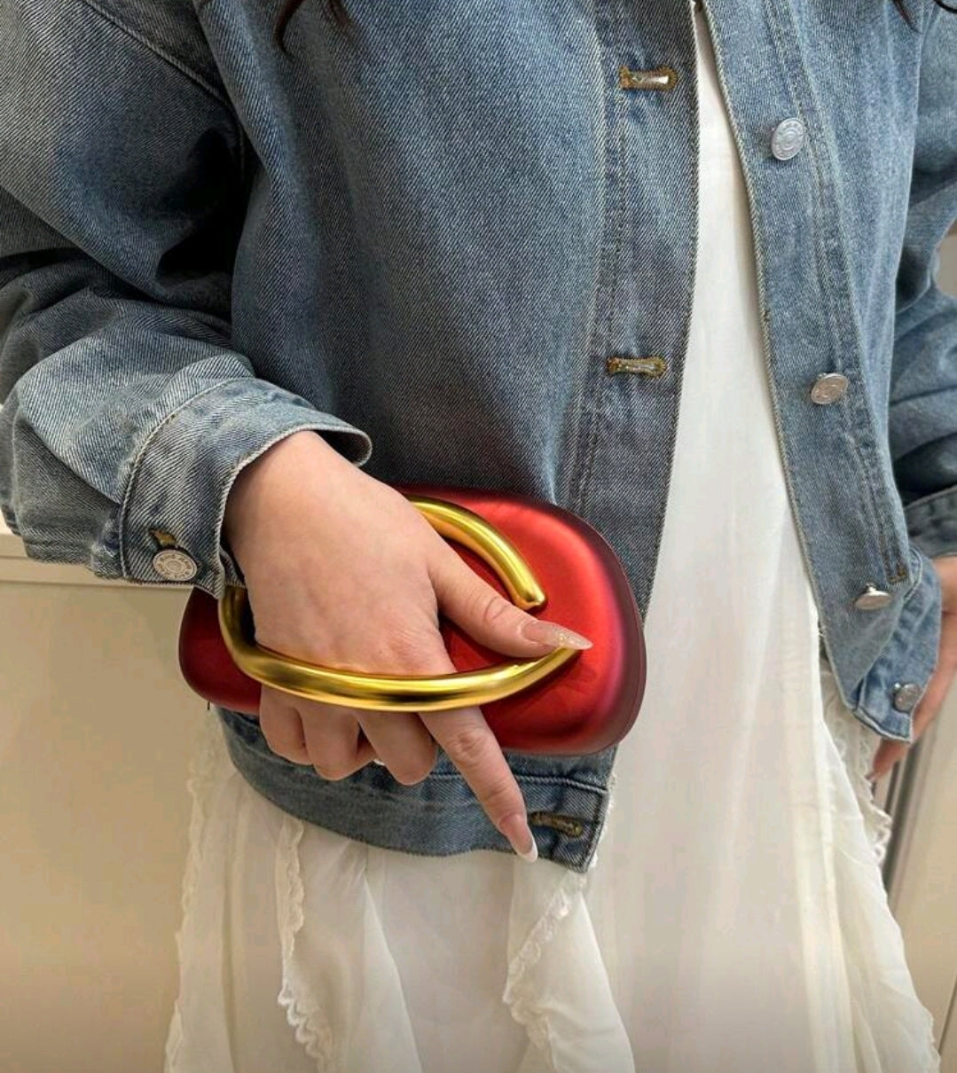 Cartera Estilo Clutch Rojo y Dorado