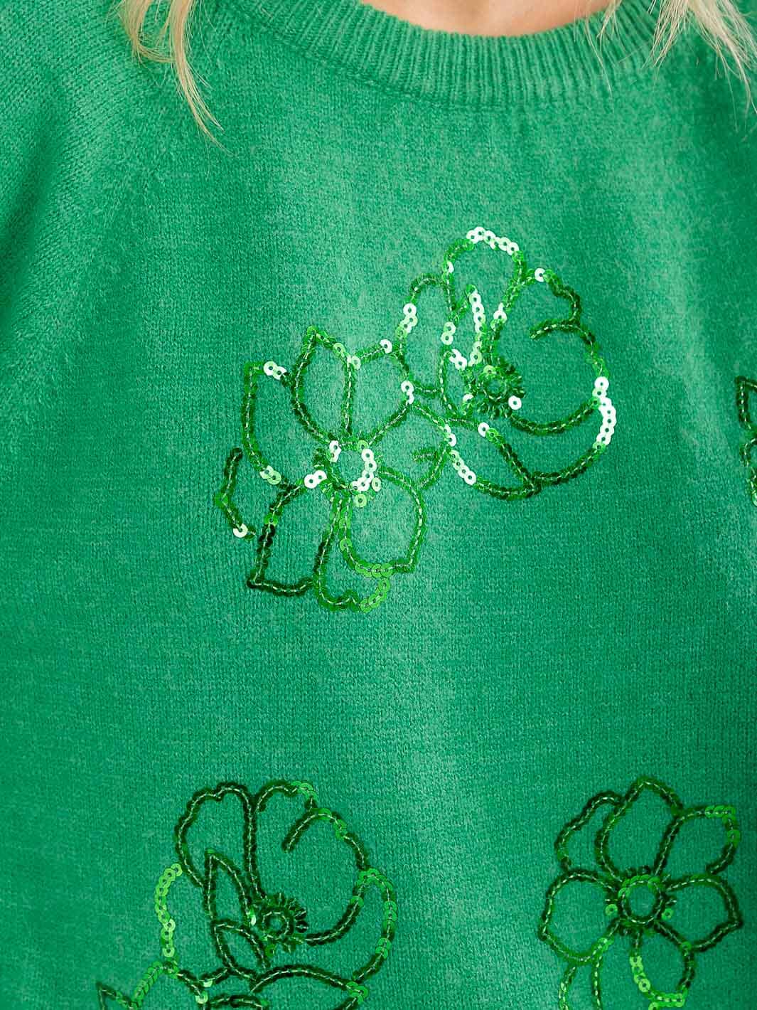 Sueter Verde con Flores de Lentejuelas