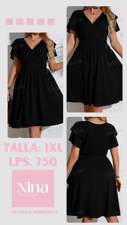 Vestido negro holgado de mangas cortas