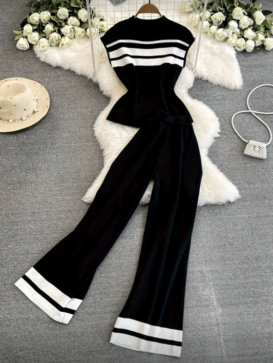 Set Casual y Elegante Negro con Franjas Blancas